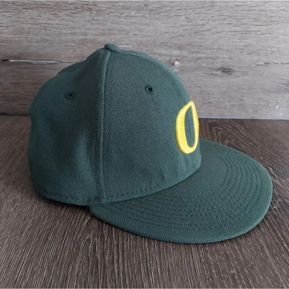 Nike Oregon Ducks Flat Bill Fitted Hat Sz 7